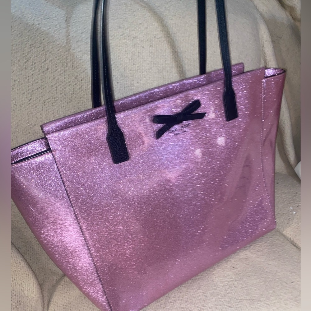 ๐โ ๏ธ NWOT- Kate Spade Large Glimmer shimmer Tote bag! - Picture 3 of 9